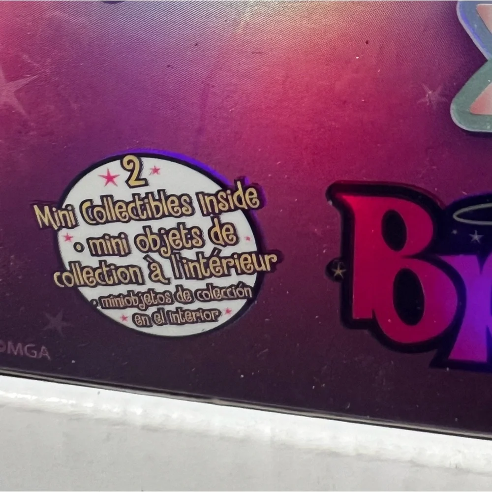 2 boxes of Kylie x Bratz mini collectibles figures Series 1‎ (each box 2 minis)